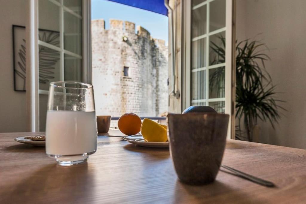 Lesehan Appartement Aigues Mortes Vue Remparts المظهر الخارجي الصورة